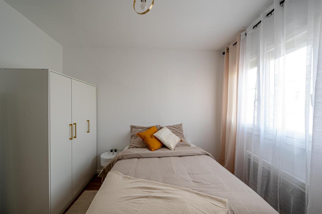 Le Petit Drancy - T2 Tout Equipe エクステリア 写真